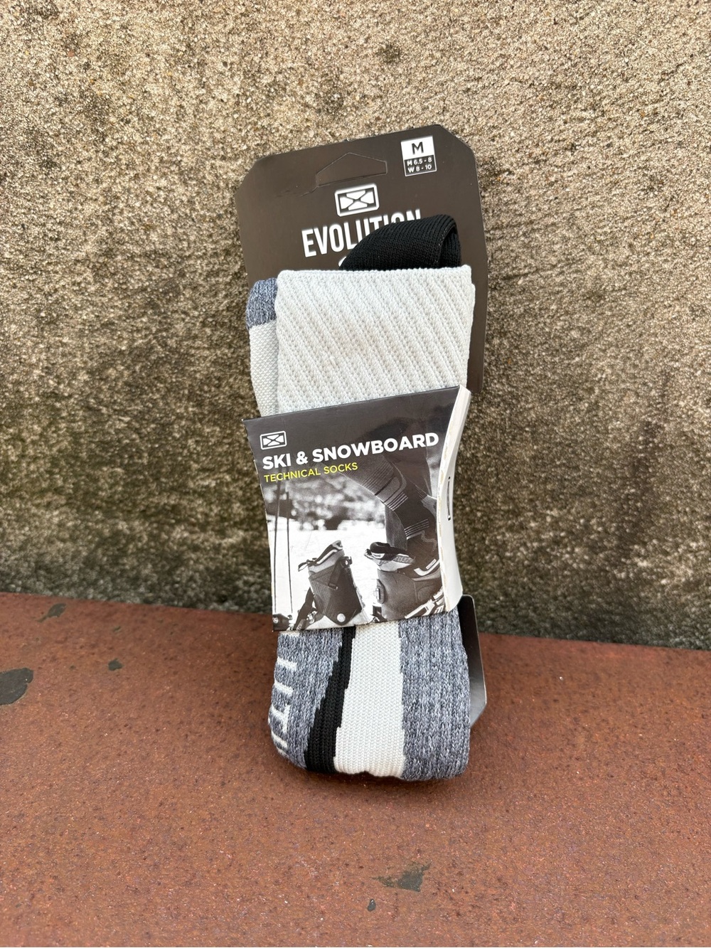 Evolution Socks Unisex Medium M6.5-8 W8-10 Technical Ski Snowboard Grey NWT